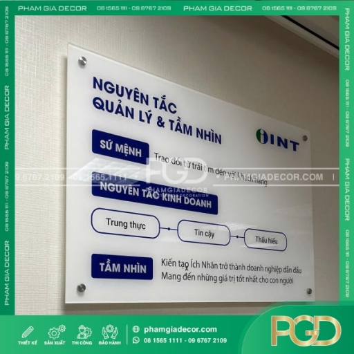 Bảng thông tin gắn tường mica in UV cho công ty INT thumb
