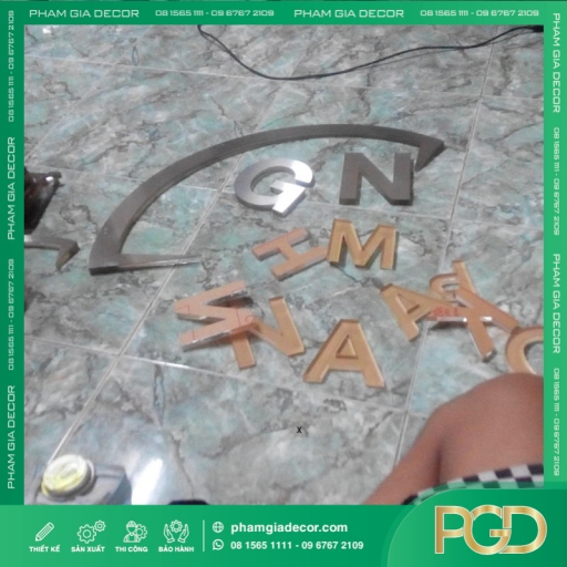 Làm Chữ Nổi Inox 3D Bồi Mica Sang Trọng cho Bệnh Viện thumb