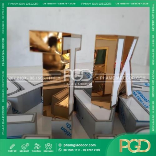 gia công chữ nhôm có gờ thumb