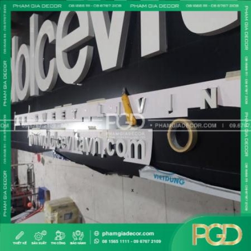 làm bảng hiệu alu chữ nổi công ty nội thất home mas thumb