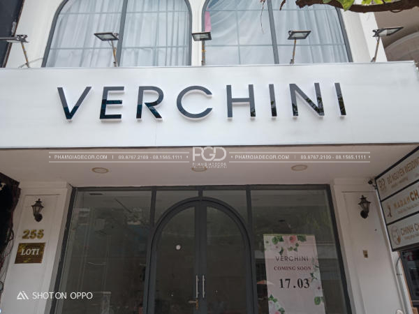 Mẫu Bảng Hiệu Quận 1 Đẹp Hot 2025: Hút Tài Thu Lộc