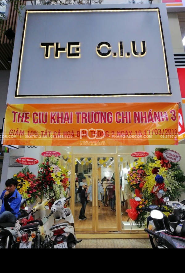 mẫu bảng hiệu quận 1 chữ nổi có led