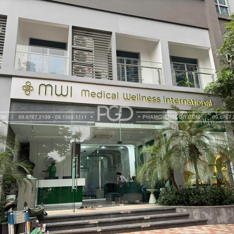 mẫu bảng hiệu quận 1 đẹp sang trọng