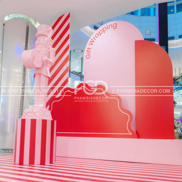 làm backdrop sân khấu sự kiện lễ hội màu đỏ