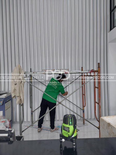 tuyển thợ quảng cáo làm theo ngày