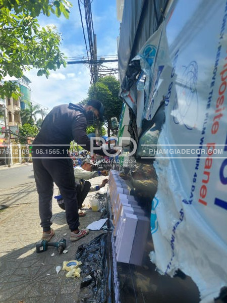 tuyển thợ quảng cáo ngày công