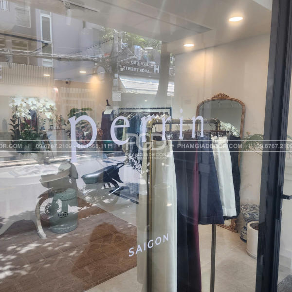 cắt decal cán mờ chuyên nghiệp