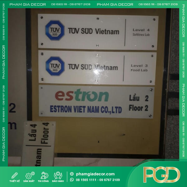 làm bảng thông tin tin tức văn phòng công ty