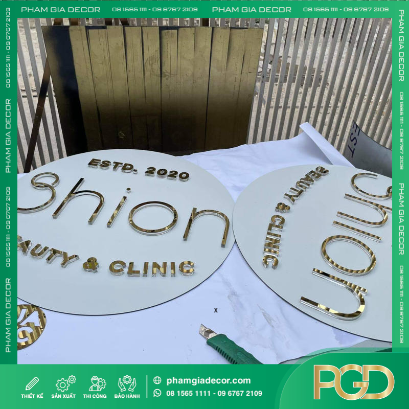 Làm Bảng Vẫy Mica Hút Nổi Spa Shion