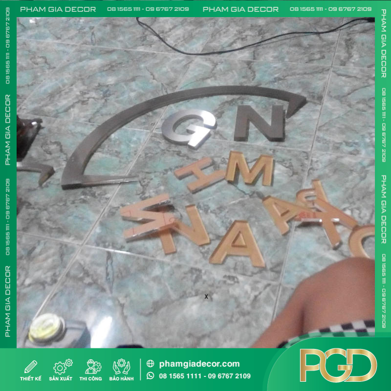 Làm Chữ Nổi Inox 3D Bồi Mica Sang Trọng cho Bệnh Viện