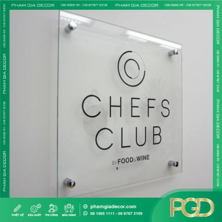 In Decal Cắt Chữ Giải Pháp Trang Trí