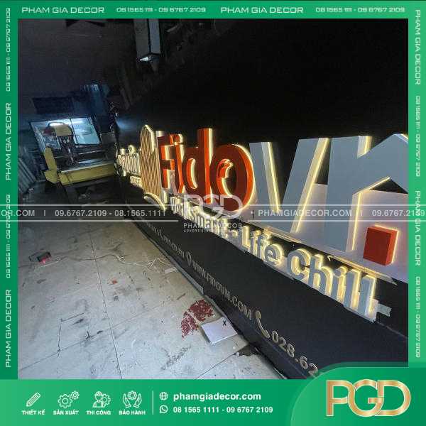 làm bảng hiệu alu đẹp chữ nổi có led bảng hiệu công ty bất động sản