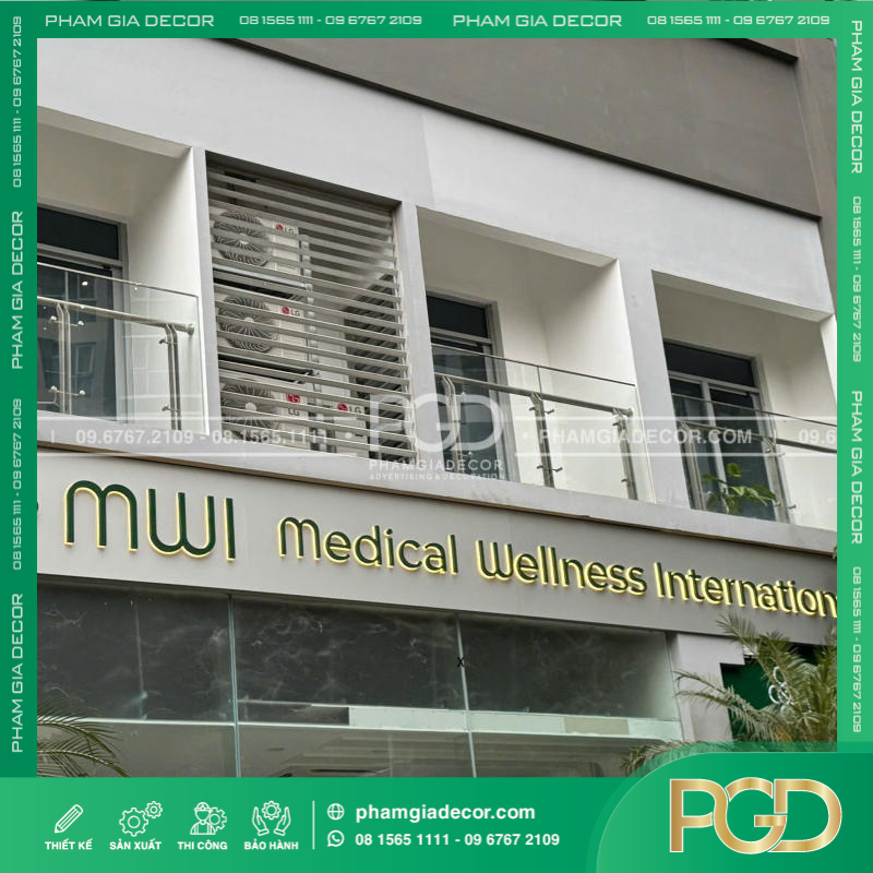 Làm bảng hiệu Alu Phòng Khám Quốc Tế