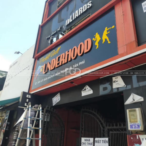 làm bảng hiệu pickleball